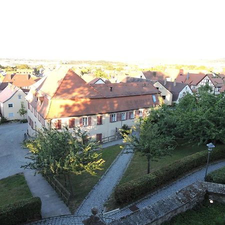 Turmstueble Im Torhaus Von 1545 Apartment Burgbernheim Ngoại thất bức ảnh