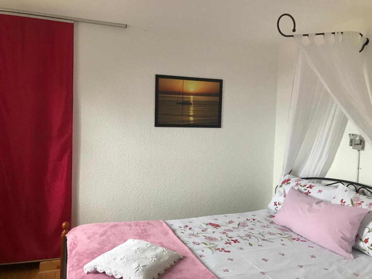 Turmstueble Im Torhaus Von 1545 Apartment Burgbernheim Ngoại thất bức ảnh