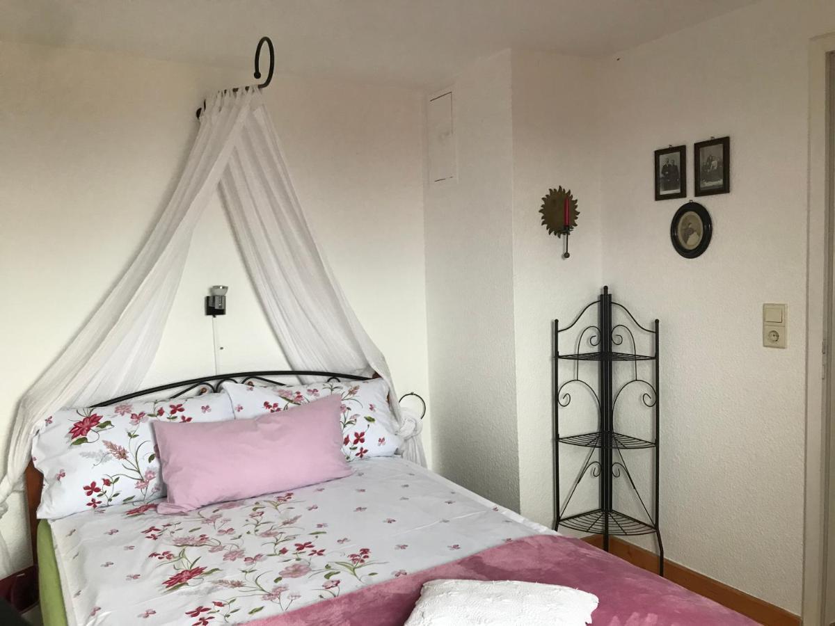 Turmstueble Im Torhaus Von 1545 Apartment Burgbernheim Ngoại thất bức ảnh